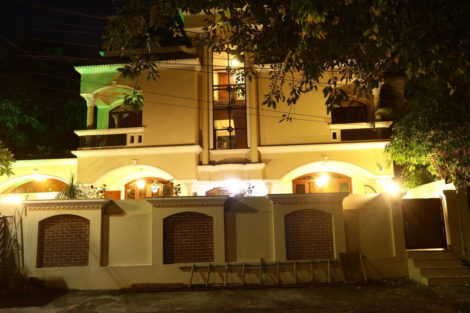 Suramya Homestay Bhopal Extérieur photo