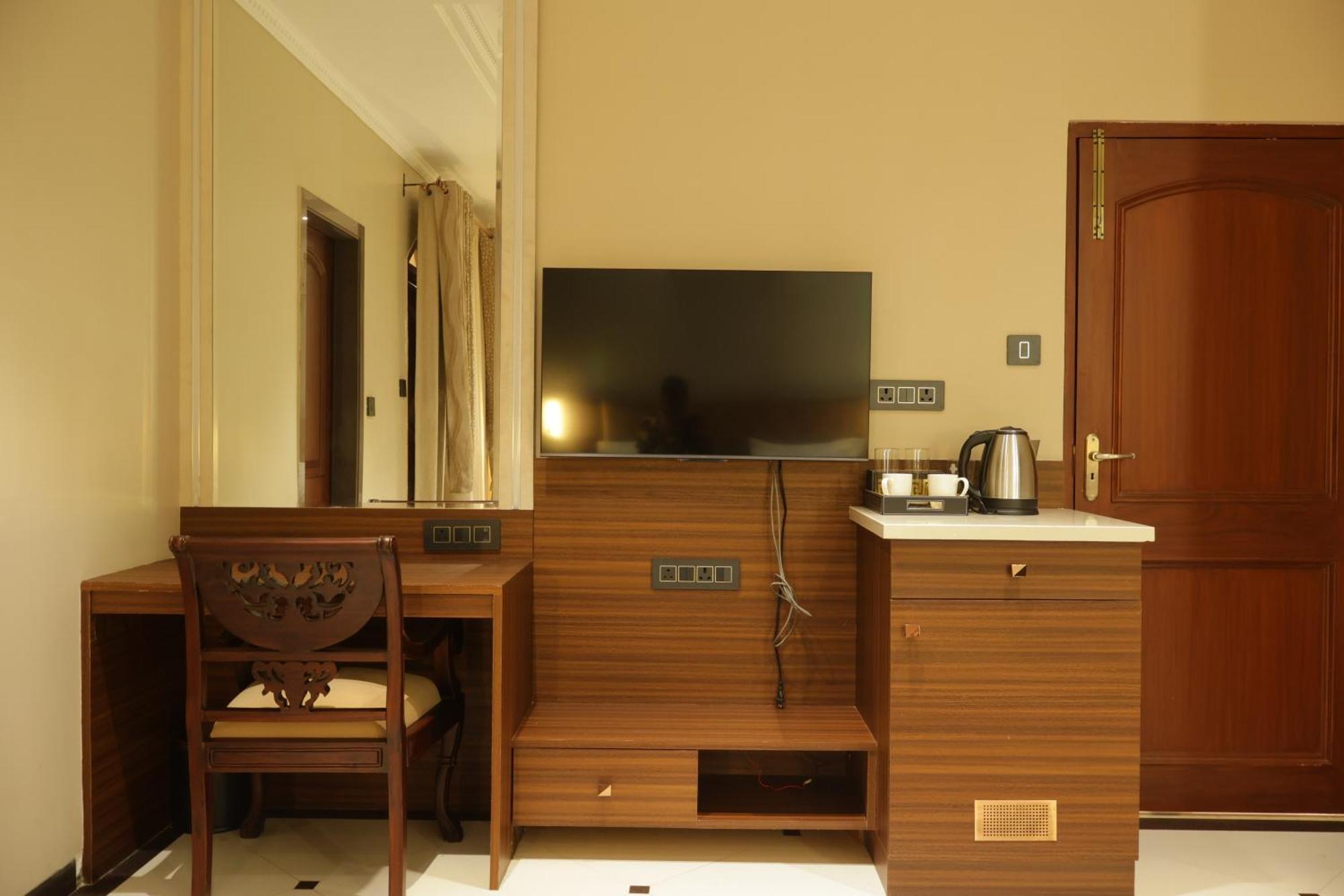 Suramya Homestay Bhopal Extérieur photo